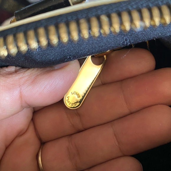 🖤❤️Louis Vuitton Lockit Suhali PM Bag🖤💲💲SEND OFFERS💲💲❤️ - Picture 11 of 14